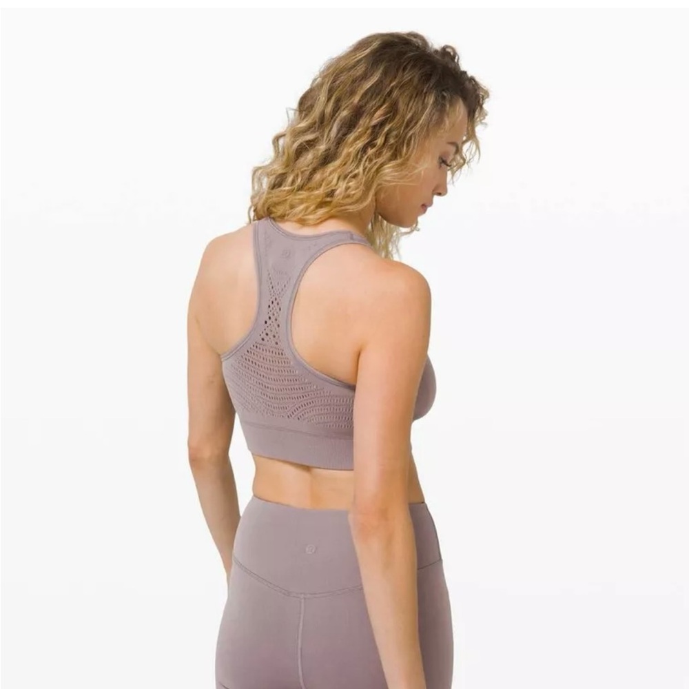 Lululemon halter bra - size 4